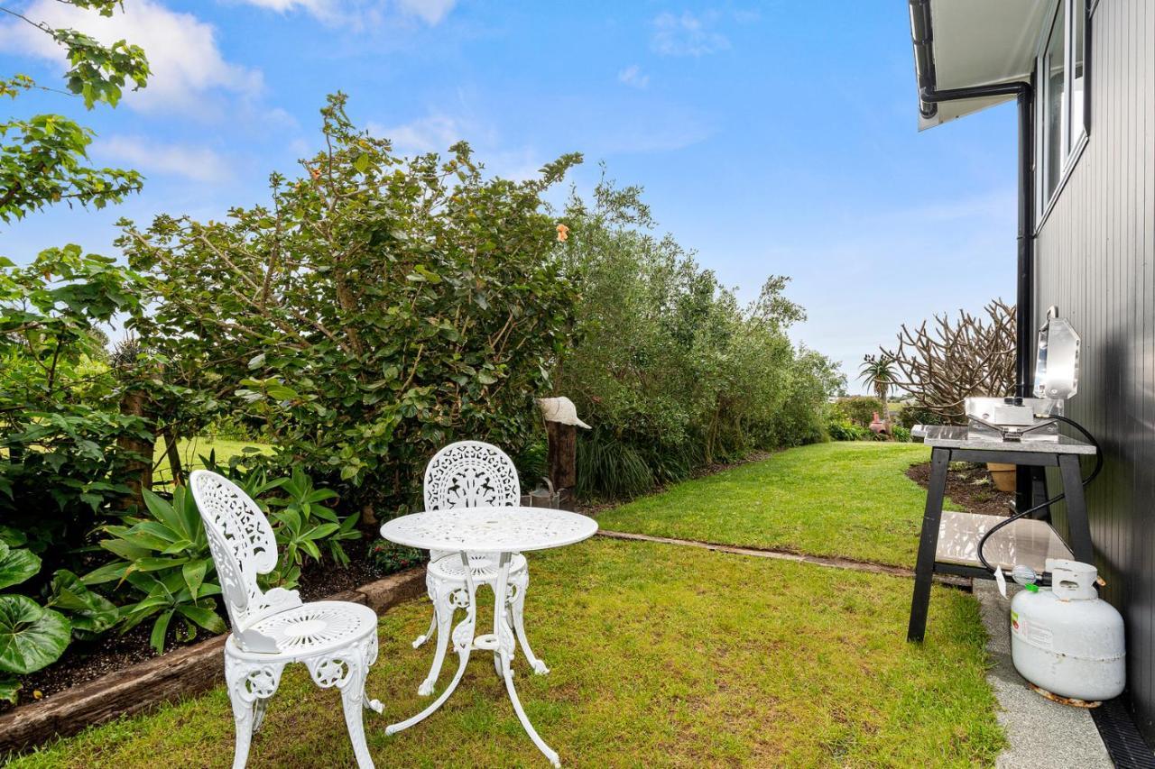 River Rest - Ruakaka Holiday Home ภายนอก รูปภาพ